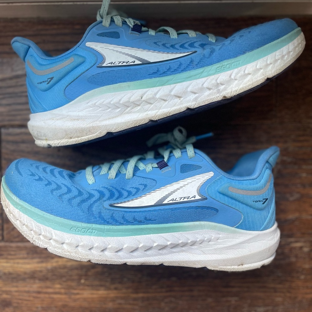 Women’s Altra Torin 7 - Size 8.